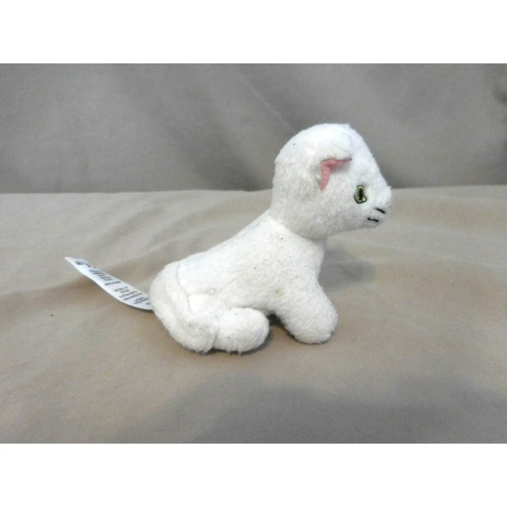 American Girl Doll Rebecca's White Kitten Cat Pet Plush 2013 F9709‎